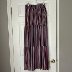 Evereve tiered maxi skirt